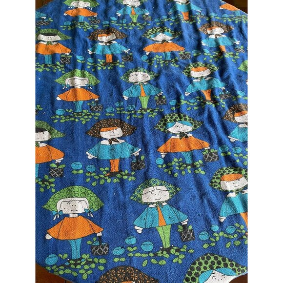 Vintage 70s handmade quilt, groovy retro print, reversible, hand sewn - Picture 4 of 10